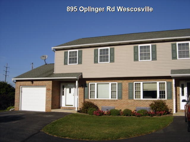 Primary Photo - 895A Oplinger Rd