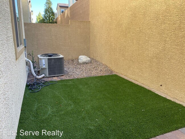 Building Photo - 3 br, 2.5 bath House - 5823 Rustic Prairie...
