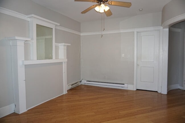 Interior Photo - Baum Boulevard Flats