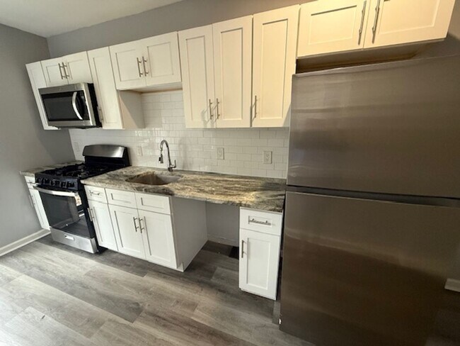 Building Photo - Anika Homes 3 Bedroom