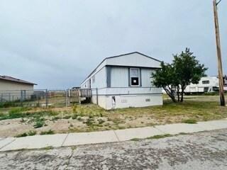 Primary Photo - 808 Apple Ave