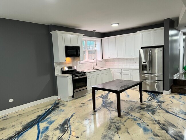 Foto del edificio - 2815 W 71st St