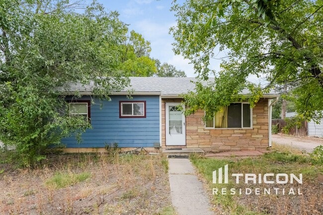 Building Photo - 1904 S Sheridan Ave