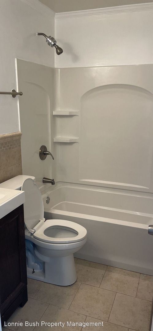 Foto del edificio - 3 br, 2 bath House - 917 Kings Arms Drive