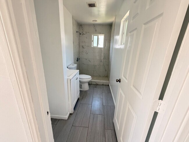 Foto del edificio - Studio for Rent – San Diego