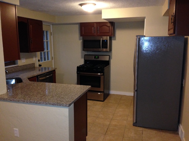 Photo - 442 Iberia St House