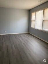 Building Photo - 1400 Donahoe Dr