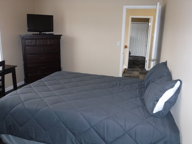 Upper Bedroom - 2 Westbury Dr