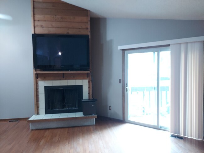 Front room - TV not included - 821 Pebblewood Dr