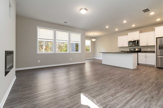 Foto del edificio - 78 Denver Ave