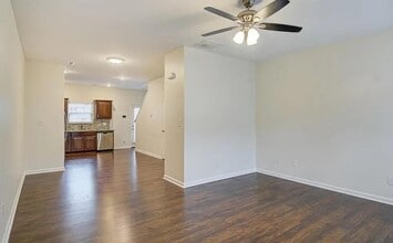 Building Photo - 119 Summerland Dr