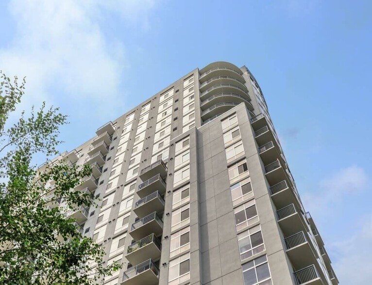 Infinity Harbor Point