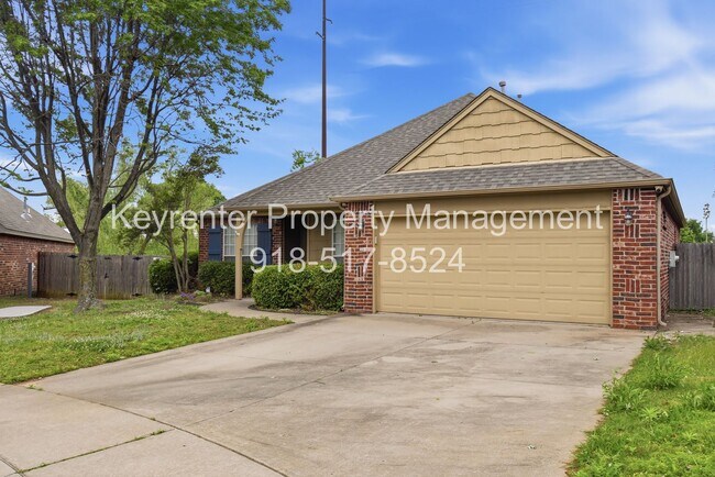 Foto del edificio - 3 Bed | 2 Bath | Jenks