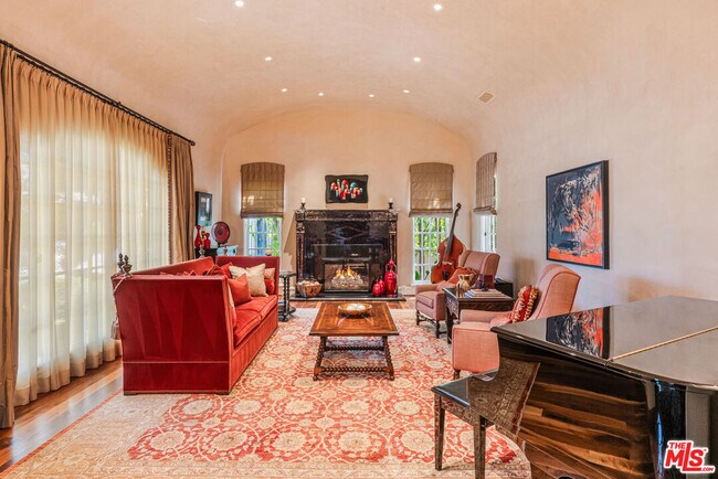 Foto del edificio - 12140 Summit Ct