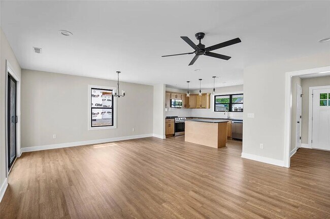 Foto del edificio - 3 Bed/2 Bath House - NEW CONSTRUCTION!