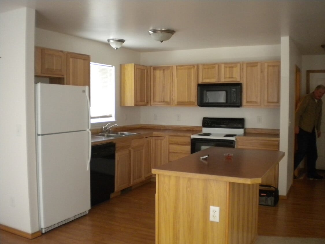 Foto del edificio - 206 E Magnolia Dr