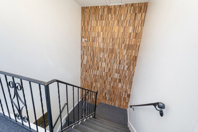 Foto del edificio - ONE MONTH FREE! 2Bedroom/2 Full Bath Newly...