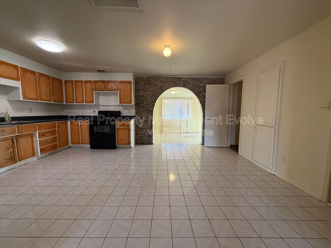 Foto del edificio - 4717 N 82nd Ave