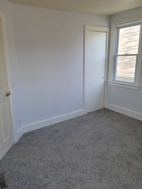 Upstairs 2nd Bedroom - 1007 Swift Ave