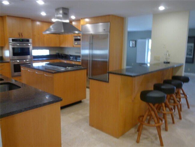 Building Photo - 300 Brightwaters Blvd NE