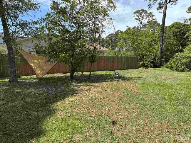 Building Photo - 5511 Custer Dr