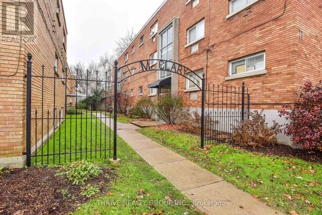 Building Photo - 23 McClary Ave