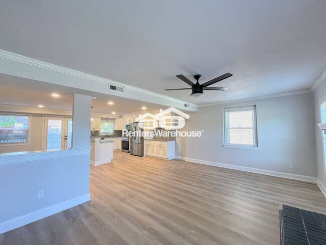 Foto del edificio - 2423 E Virginia Beach Blvd