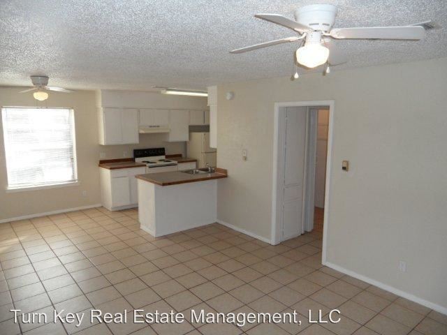 Primary Photo - 3200 Matthews Dr