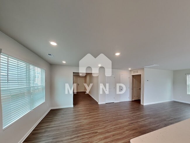 Building Photo - 5112 Spring Breeze Blvd