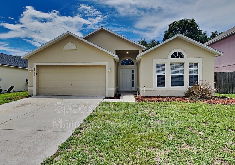2110 Aitkin Loop, Leesburg, FL 34748 House Rental in Leesburg, FL