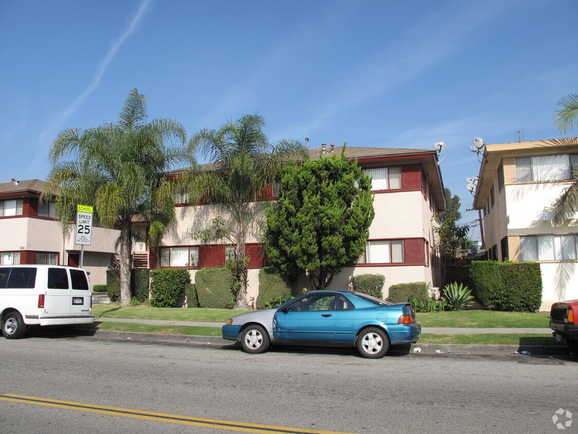 Building Photo - 3585 Norton Ave
