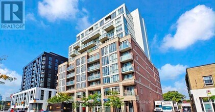 Building Photo - 1638 Bloor St W