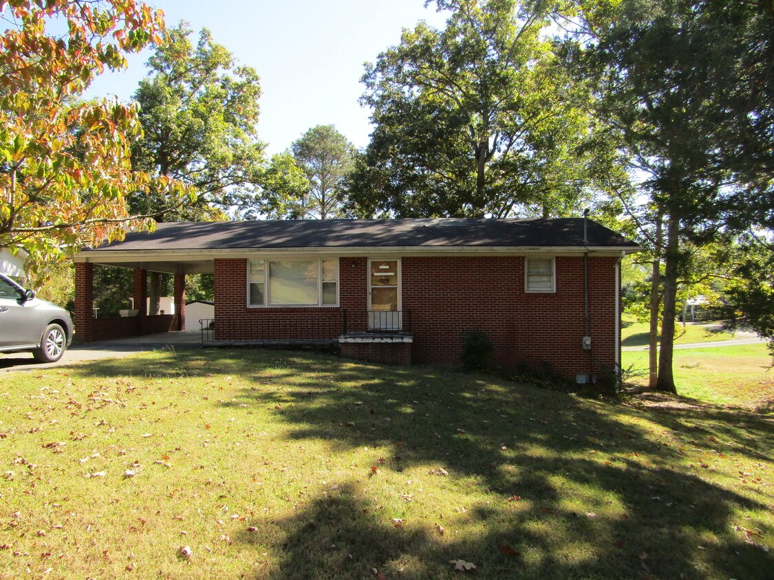 150 Pine Loop, Greeneville, TN 37745 House Rental in Greeneville, TN
