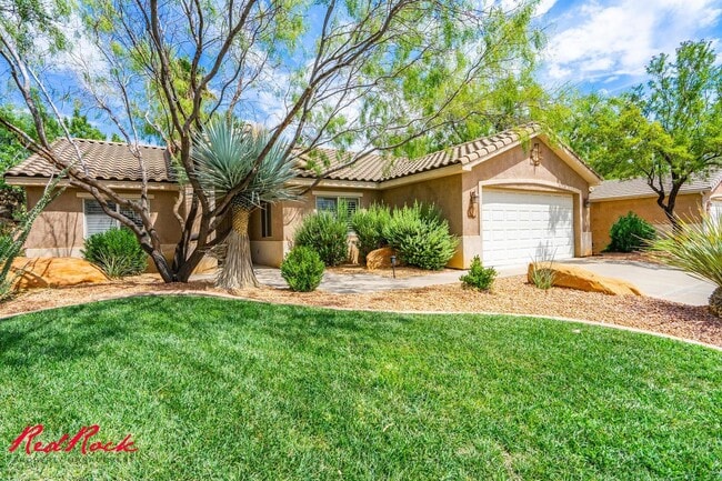 Building Photo - Partially Furnished 3 Bedroom Home with Co...