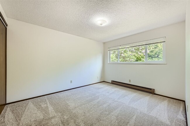 Foto del edificio - 10708 Stone Ave N