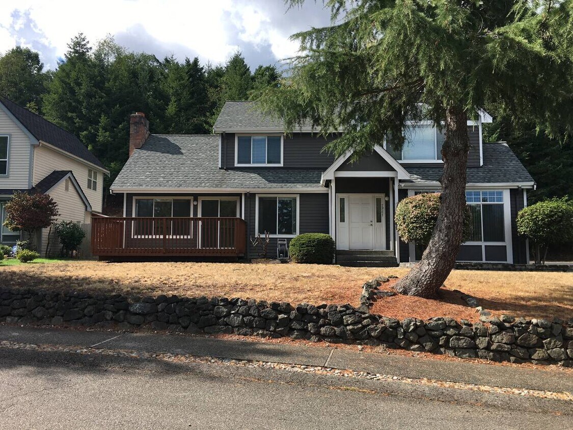 Primary Photo - 7967 Rooney Rd Nw