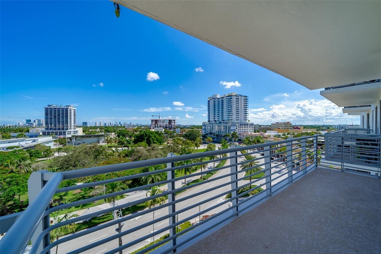 1830 Radius Dr Unit 823, Hollywood, FL 33020 Condo for Rent in