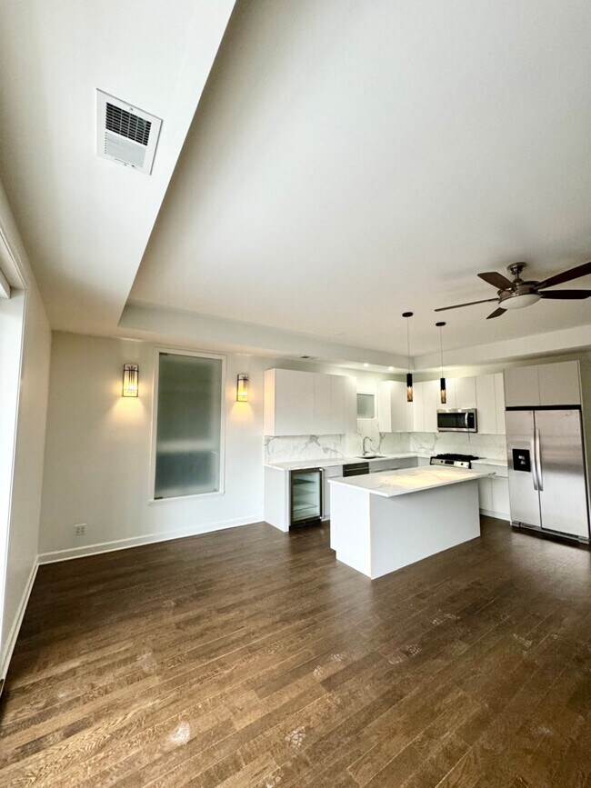 Foto del edificio - 1347 N Sedgwick St