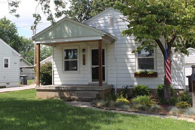 Building Photo - 2300 Haven Dr