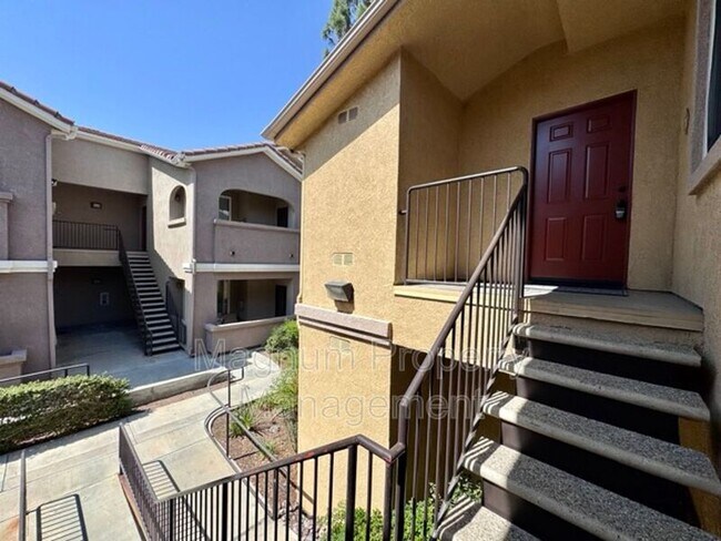 Foto del edificio - 41410 Juniper St