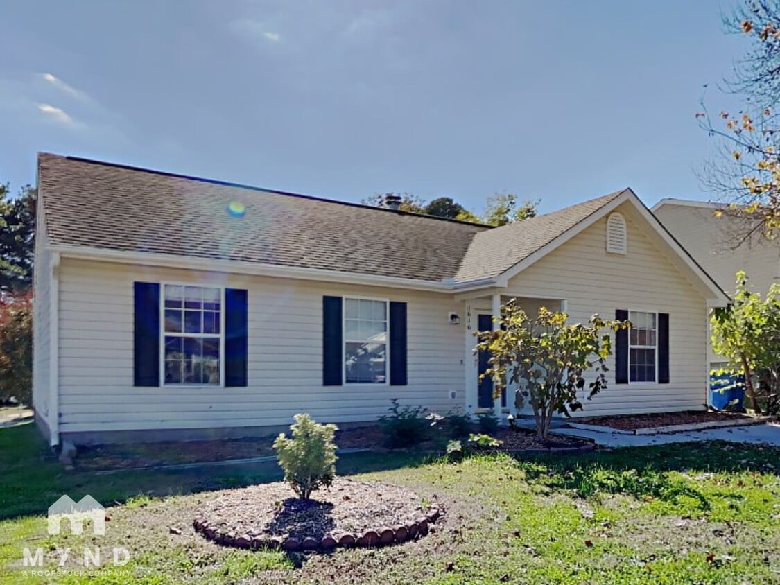 Primary Photo - 1616 Elkpark Dr