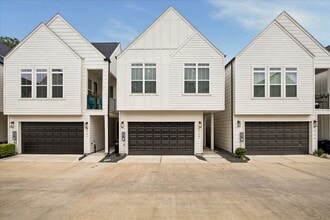 Building Photo - 5709 White Magnolia St.