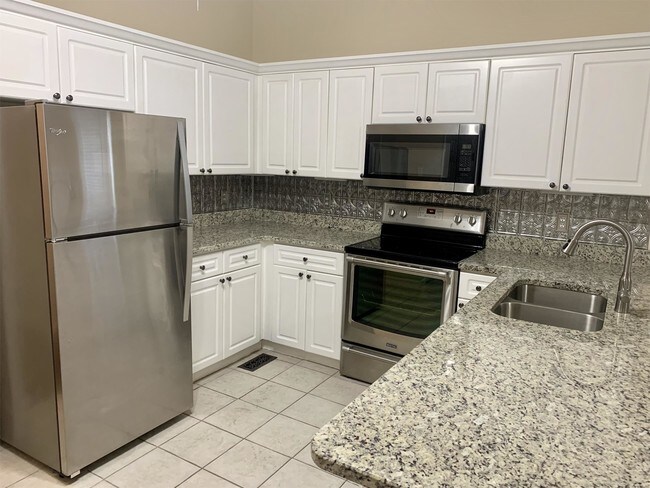 Building Photo - 515 Meadow Ridge Cir