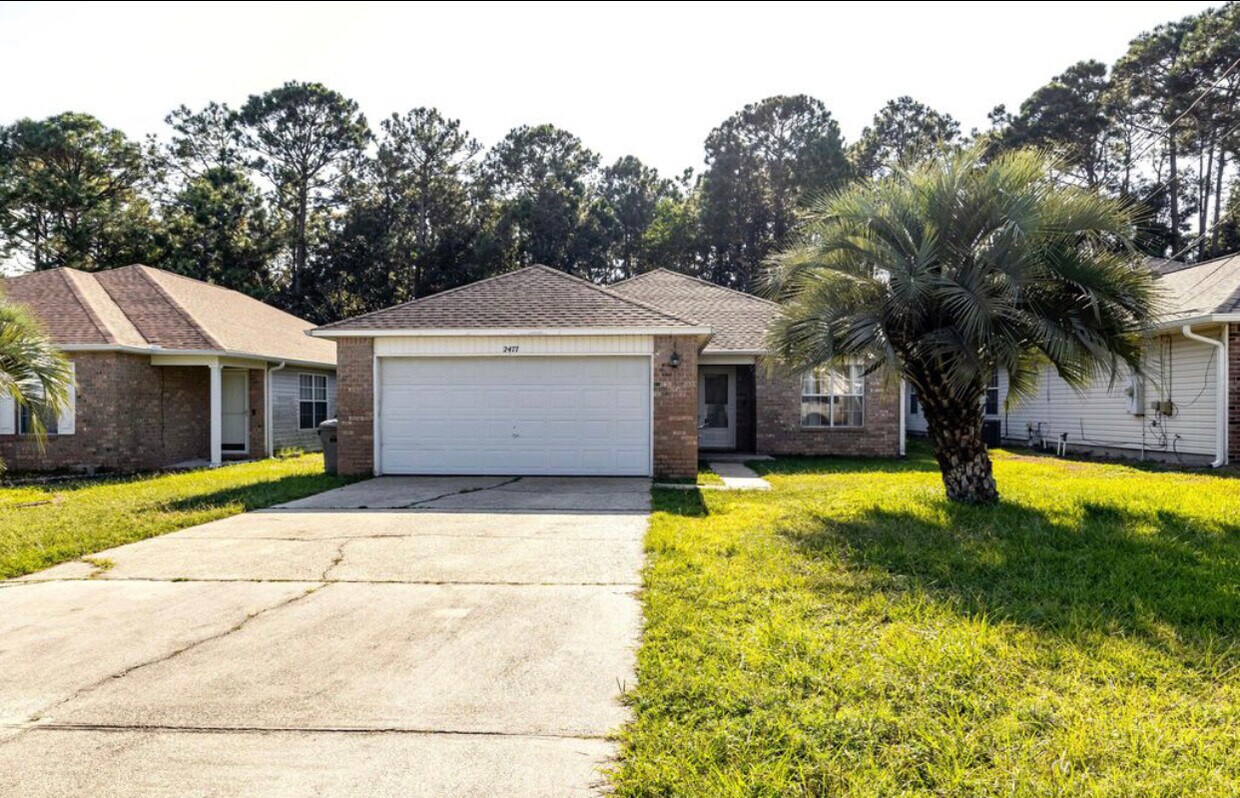 Primary Photo - 2477 Gulf Breeze Ave