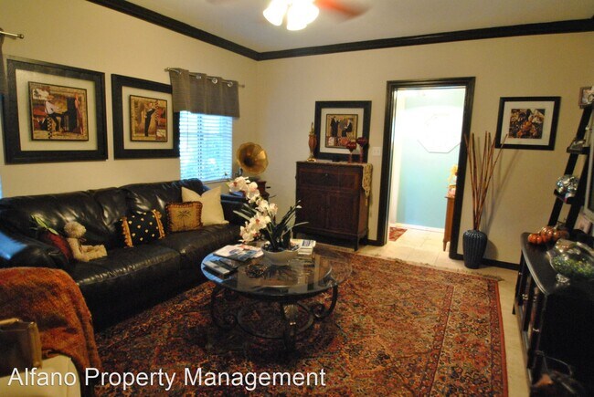 Foto del edificio - 2 br, 2 bath House - 2020 East Jefferson St
