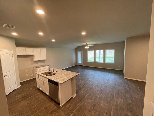 Building Photo - 13872 Rock Island Trl