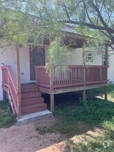 Building Photo - 711 Dallas St