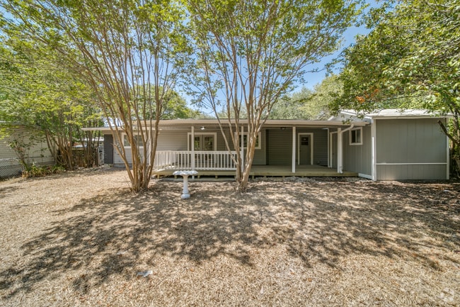 Building Photo - 315 Granada Dr