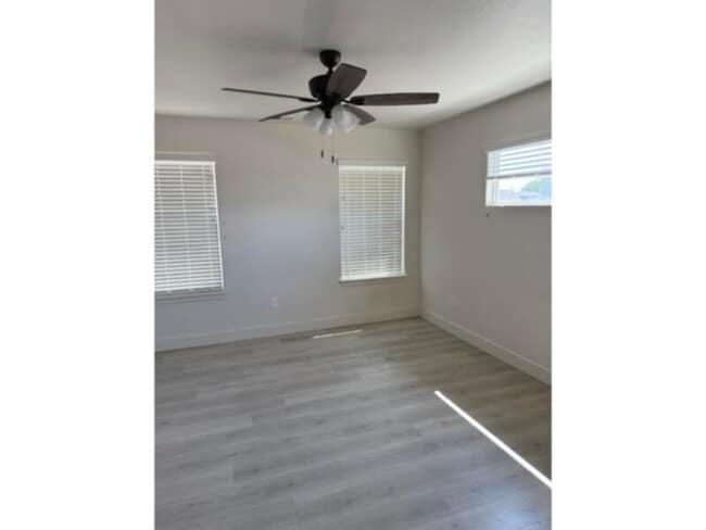 Building Photo - Stunning Rancher Built in 2021!!