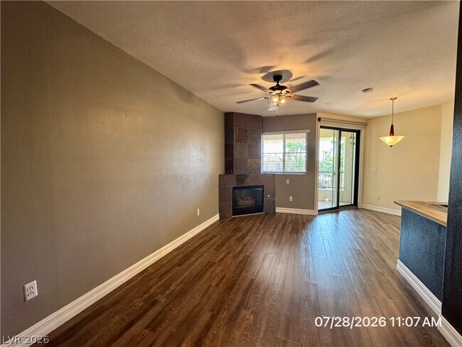 Foto del edificio - 7143 S Durango Dr